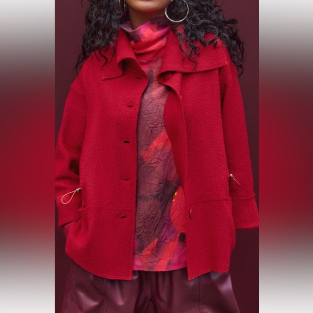NOEN  Red Women's Coat size 42 NWT (mix10)